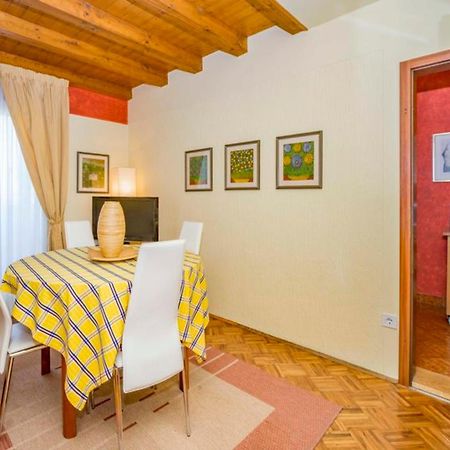 Apartments Villa Rossella 1 Rovinj Oda fotoğraf